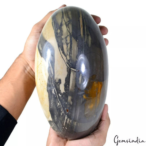 Agate Sphere, Oval Cabochon, Untreated — 9.5 x 5.25 inches, 5.74 Kg (28700 Ct), Madagascar