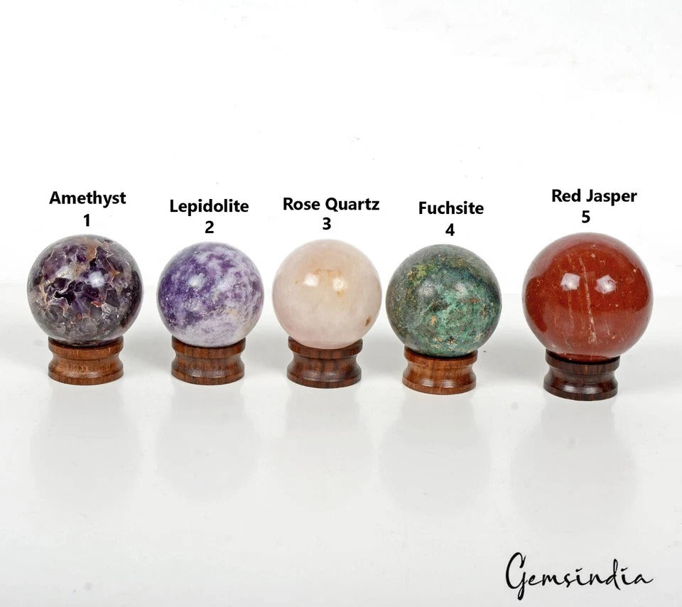 Aventurine Sphere, Untreated, Multi Color — 5 Pieces, 38mm to 47mm, 0.548 Kg (2740 Ct)