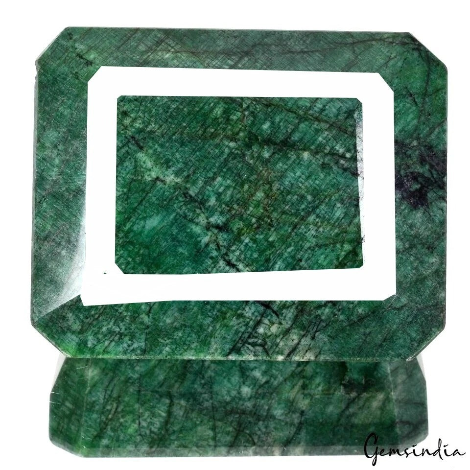 Natural Green Zambian Emerald Octagon Cut Earth Mined 2090 Cts Loose Gemstone