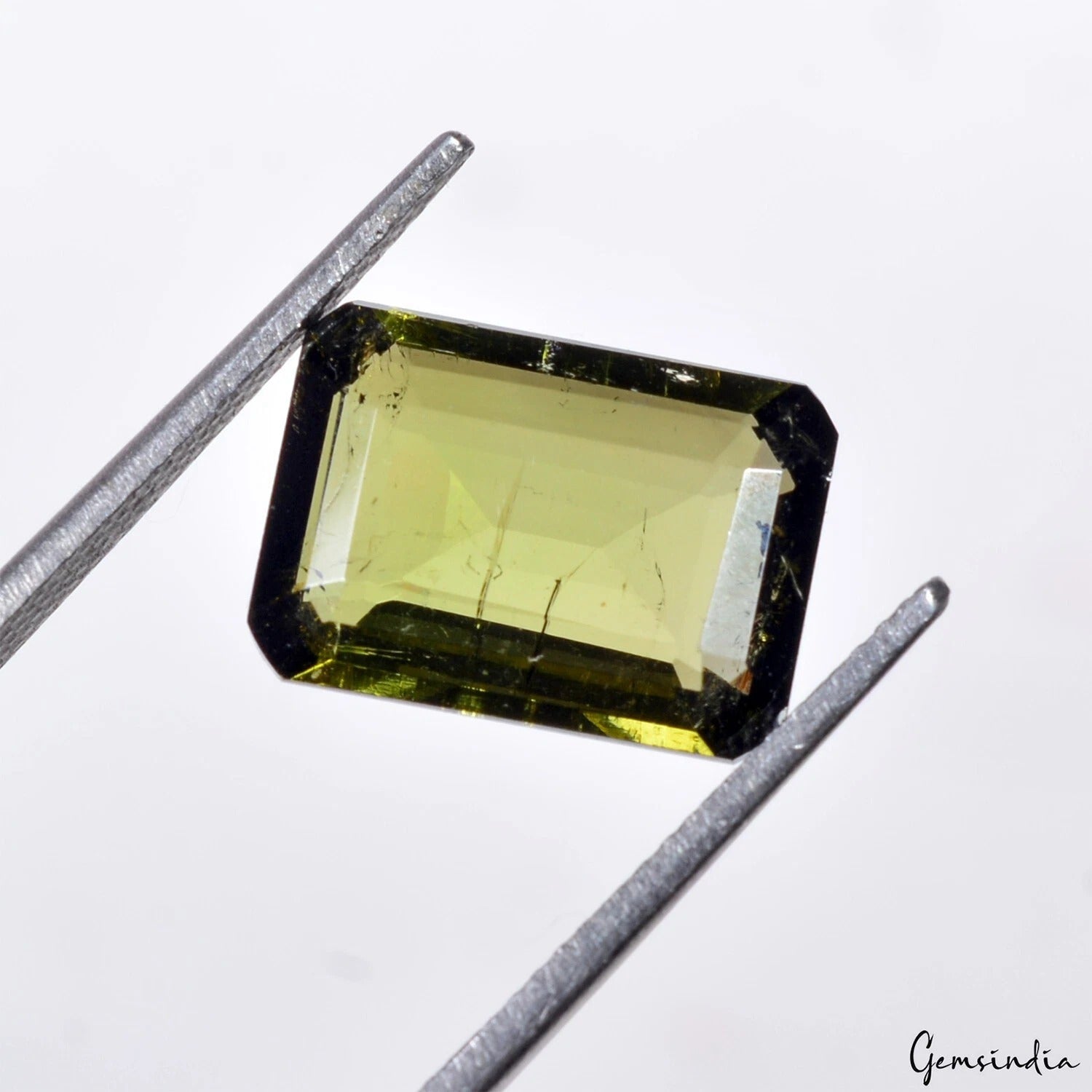 Green Tourmaline Loose Gemstone, Untreated — 13x9x4 mm, 5.80 Ct, Mozambique