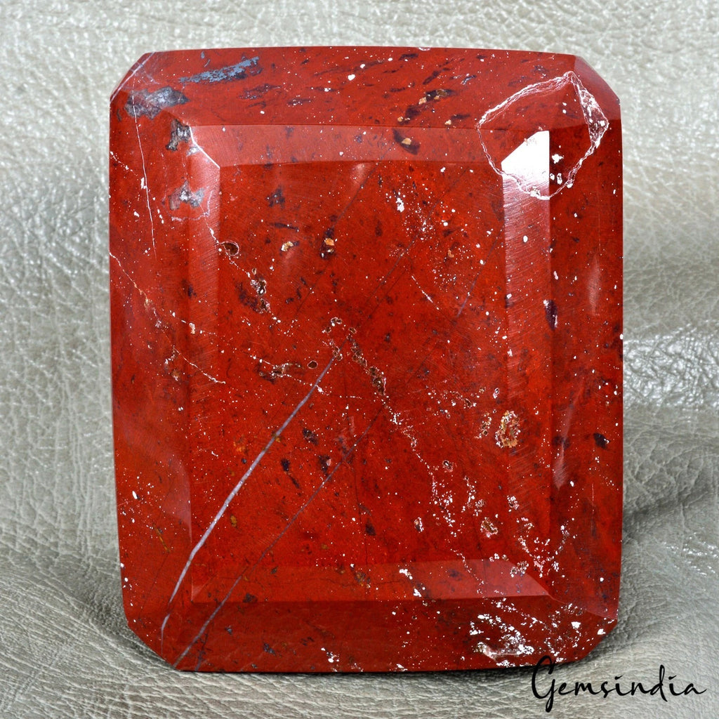 Red Jasper Loose Gemstone, Untreated — 3.7x3x3.5 Inch, 5950 Ct (1.19 Kg), Madagascar