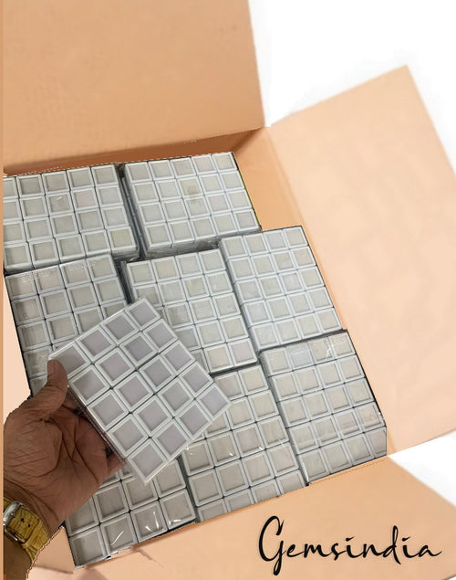 1000 White Boxes 3x3 cm