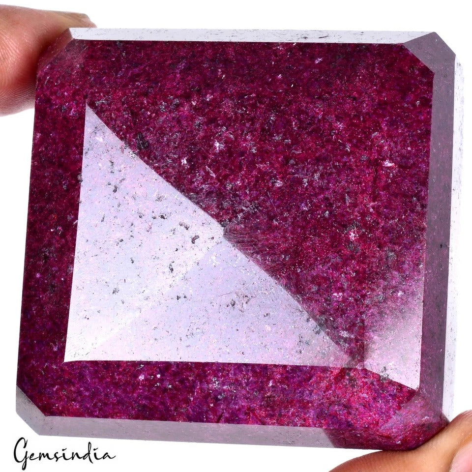 1770 Ct Natural Madagascar Earth mined Red Ruby Octagon Cut Museum Size Gemstone