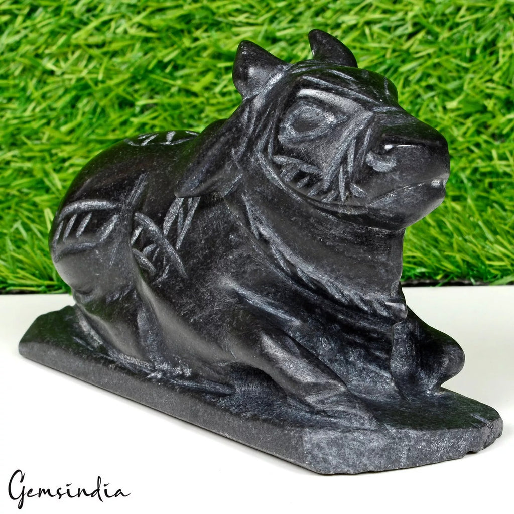 Marble Nandi Figurine — 6.8x4x2.5 Inch, 1.4 Kg (7000 Ct)