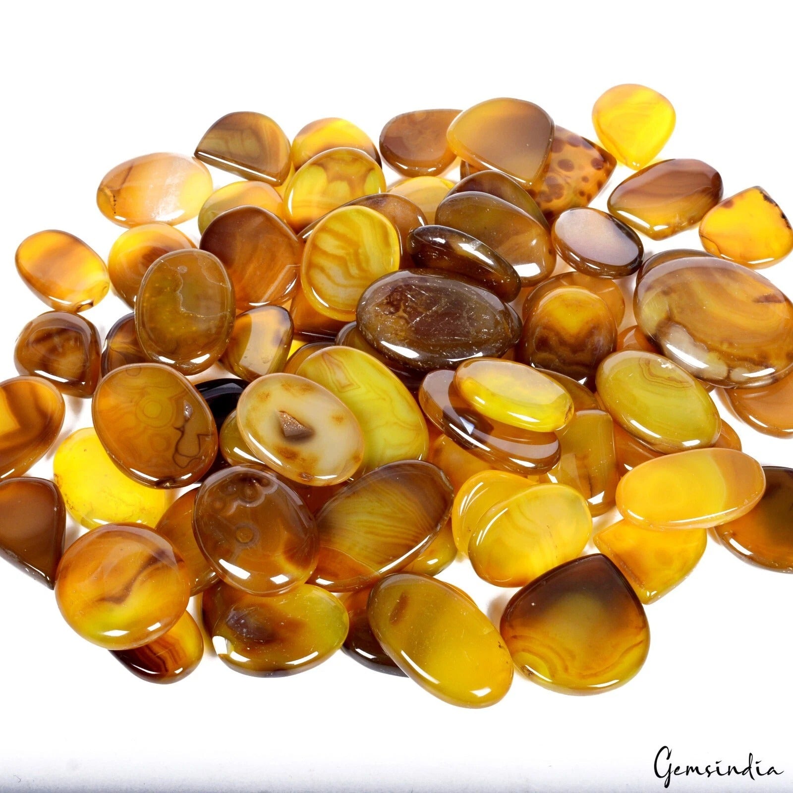 Onyx Lot, Cabochon, Yellow — 70 Pieces, 25mm to 46mm, 3500 Ct