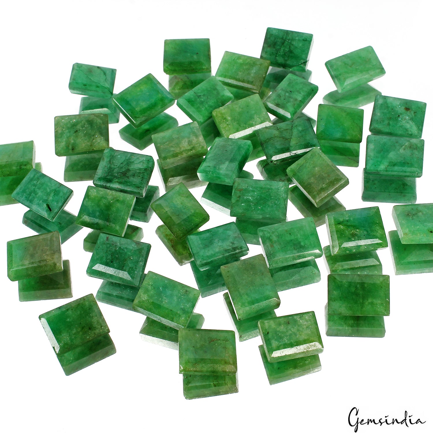 Brazilian Emerald Lot, Loose Gemstone, Green — 35 Pieces, 15mm to 18mm, 510 Ct, Brazil