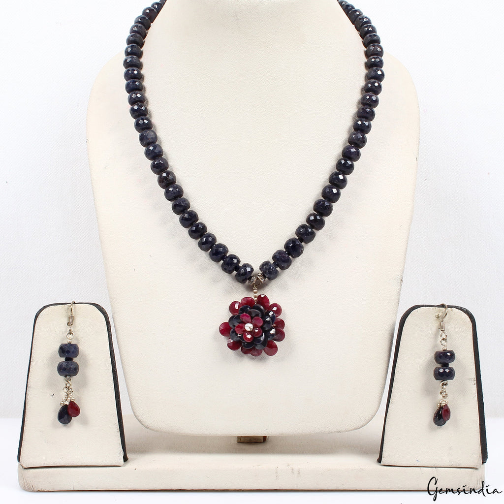 534 Cts Natural Sapphire Ruby Gemstone Floral Design Pendant Necklace w/Earrings