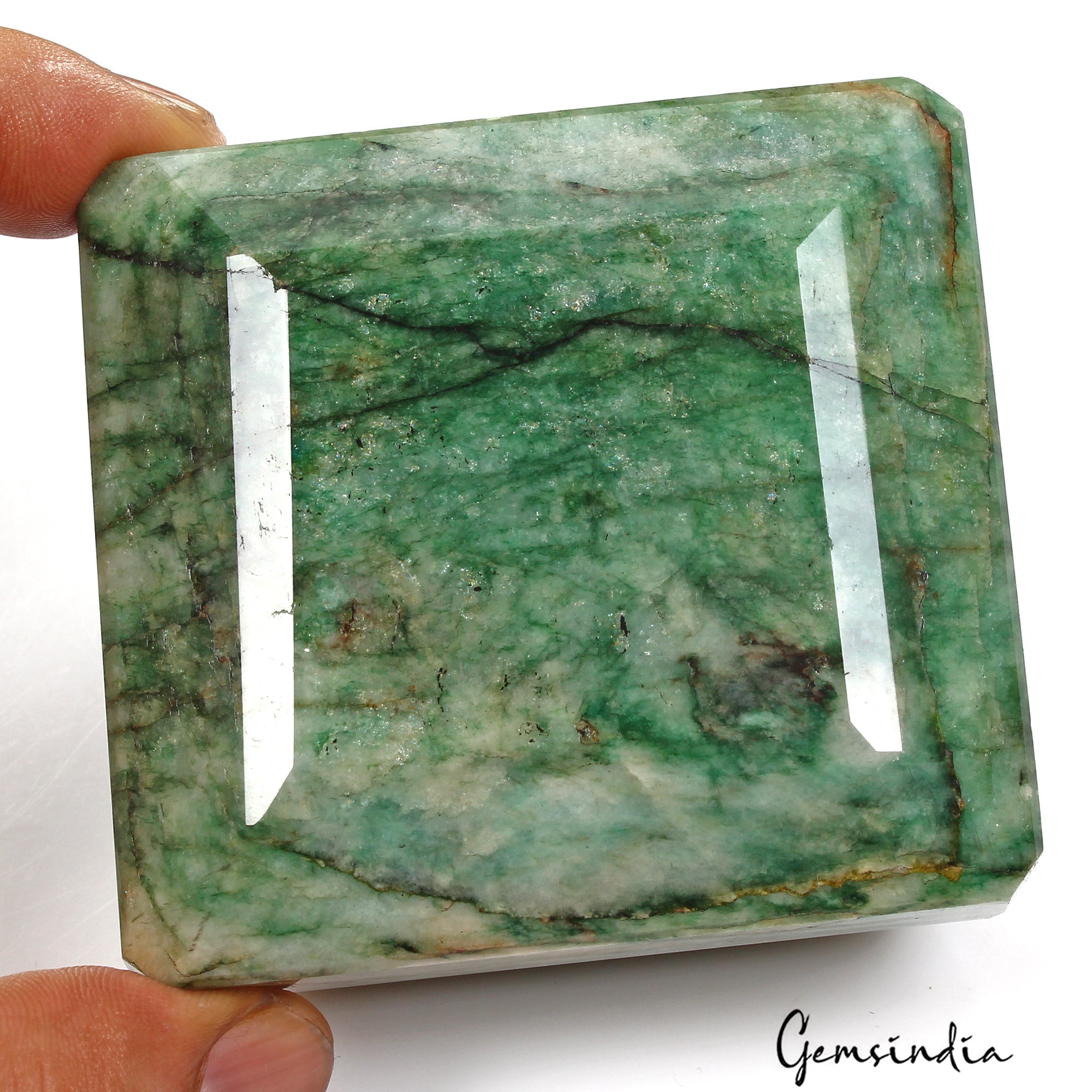 2650 Cts Natural Brazilian Green Emerald Octagon Cut Museum Size Earth mined Gem
