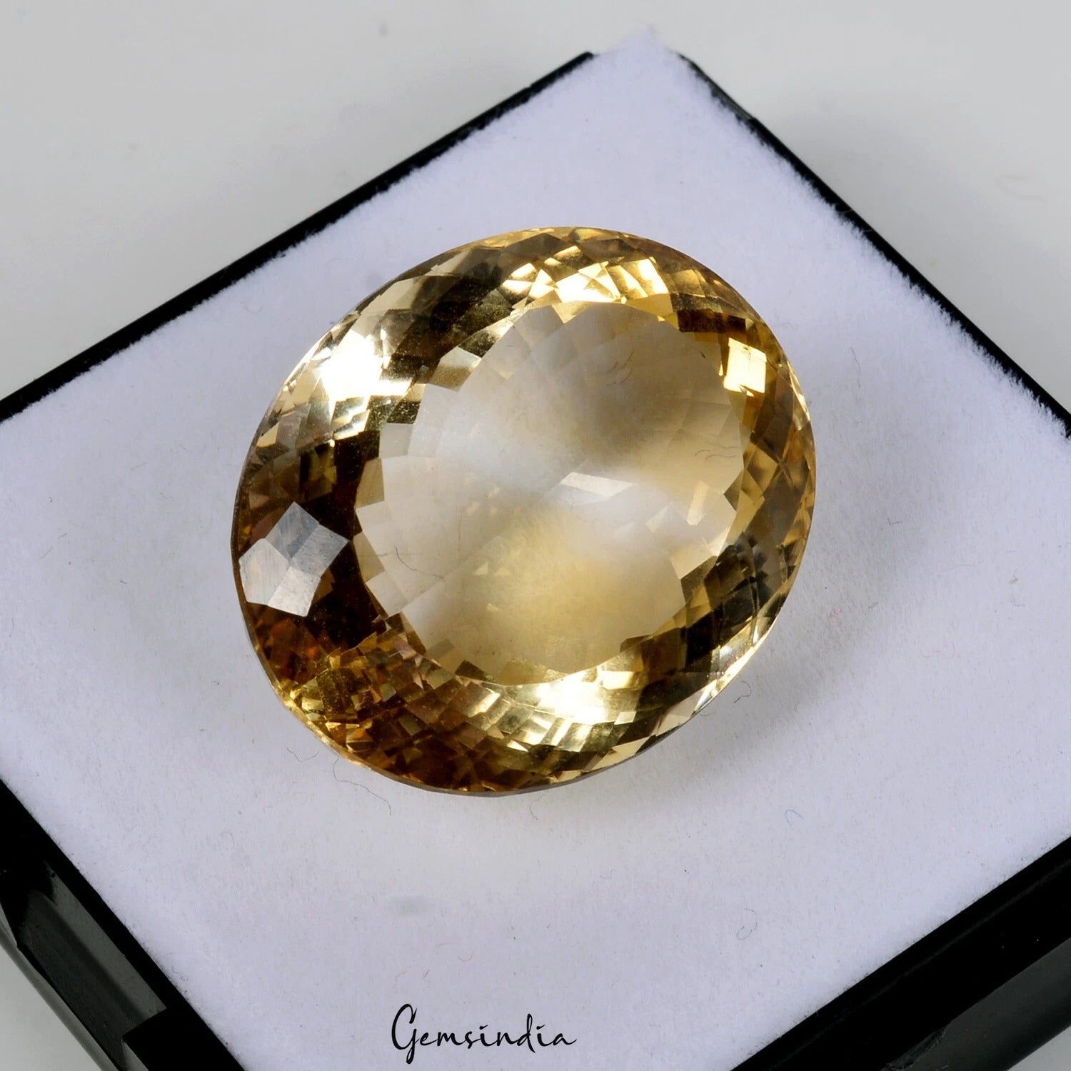 Citrine Loose Gemstone, Untreated, Yellow — 25 x 21 x 13 mm, 48.50 Ct, Brazil