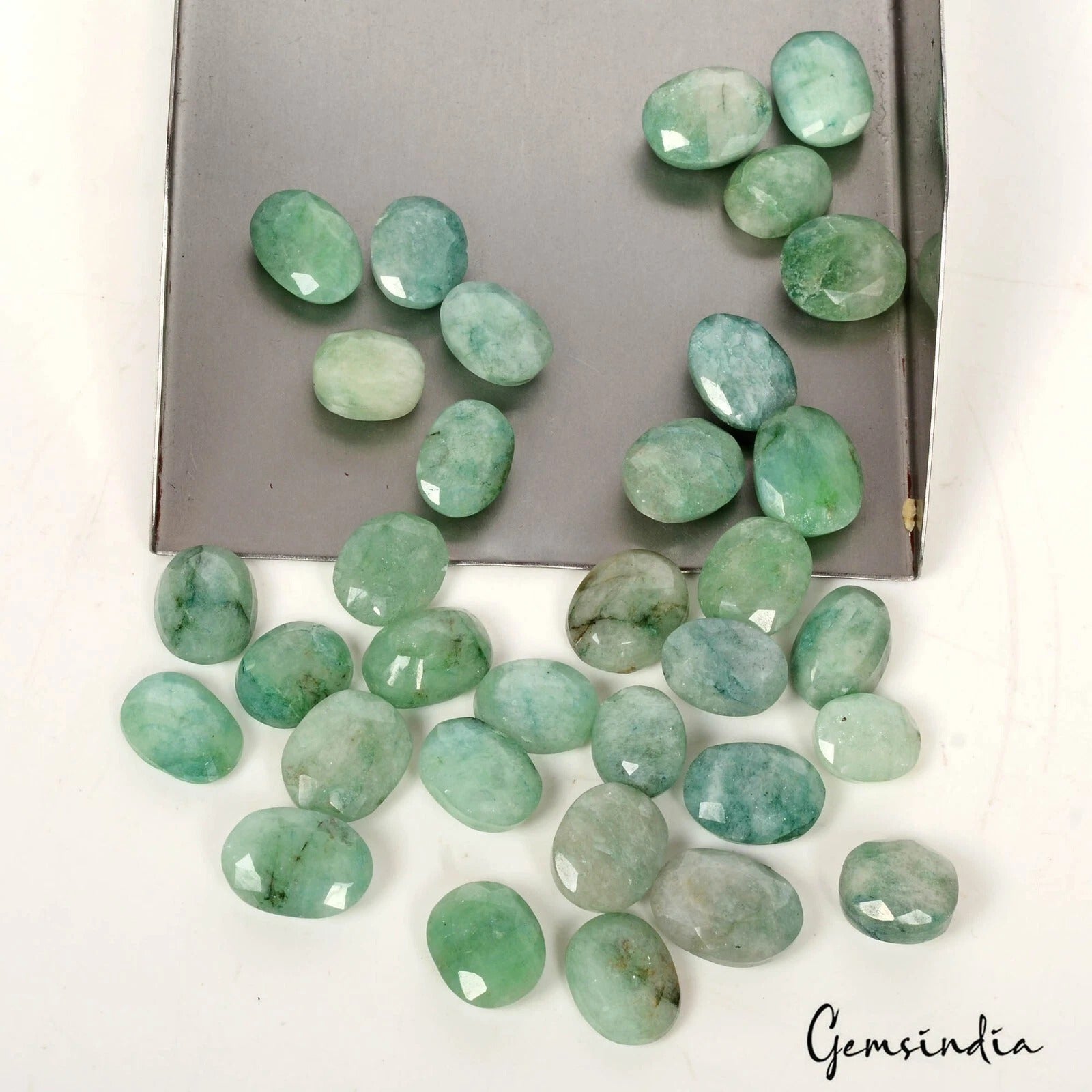 Brazilian Emerald Lot, Loose Gemstone, Color Enhanced, Green — 33 Pieces, 10mm to 13mm, 150.00 Ct, Brazil