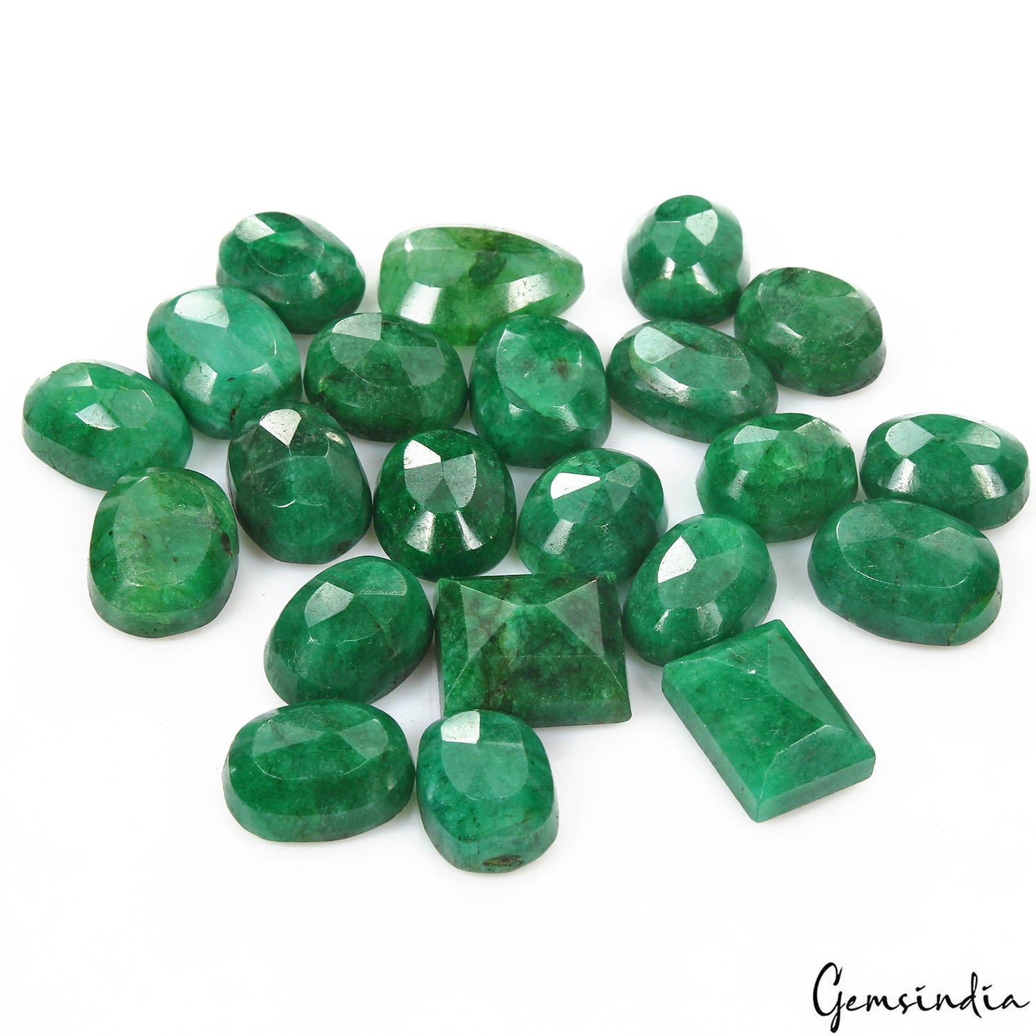 Emerald Lot, Loose Gemstone, Color Enhanced, Green — 22 Pieces, 17mm to 24mm, 500 Ct, Brazil