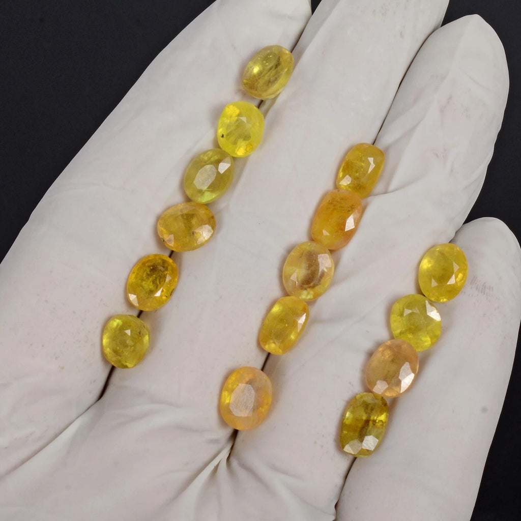 Yellow Sapphire Lot, Loose Gemstone, Untreated — 15 Pieces, 7mm to 9mm, 40.70 Ct, Sri Lanka