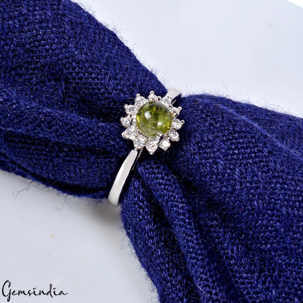2.07 Gram Natural Green Peridot Round Gem 925 Sterling Silver Carved Ring 6.5 US