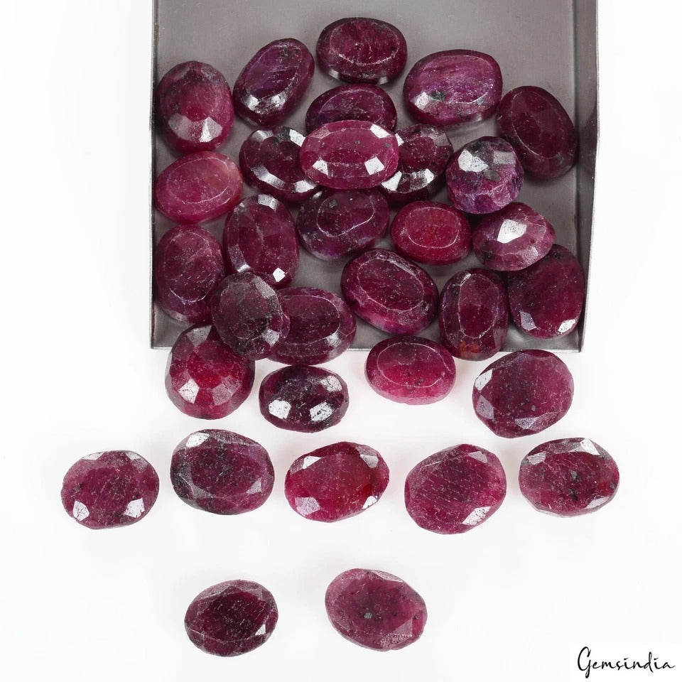 Ruby Lot, Loose Gemstone, Red — 32 Pieces, 13mm to 17mm, 500 Ct, Madagascar