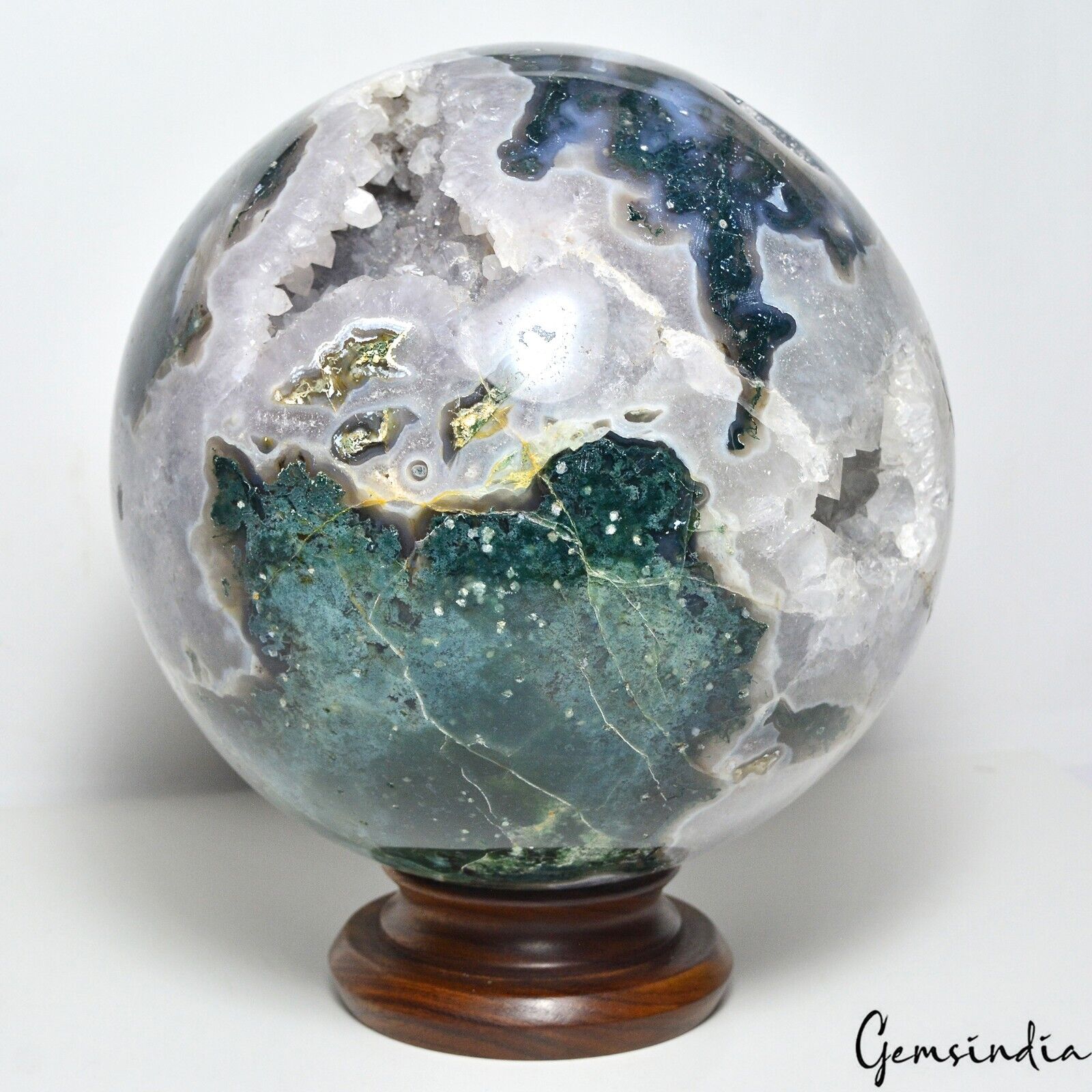 Moss Agate Sphere, Untreated — 8 Inch, 10.63 Kg (53150 Ct)