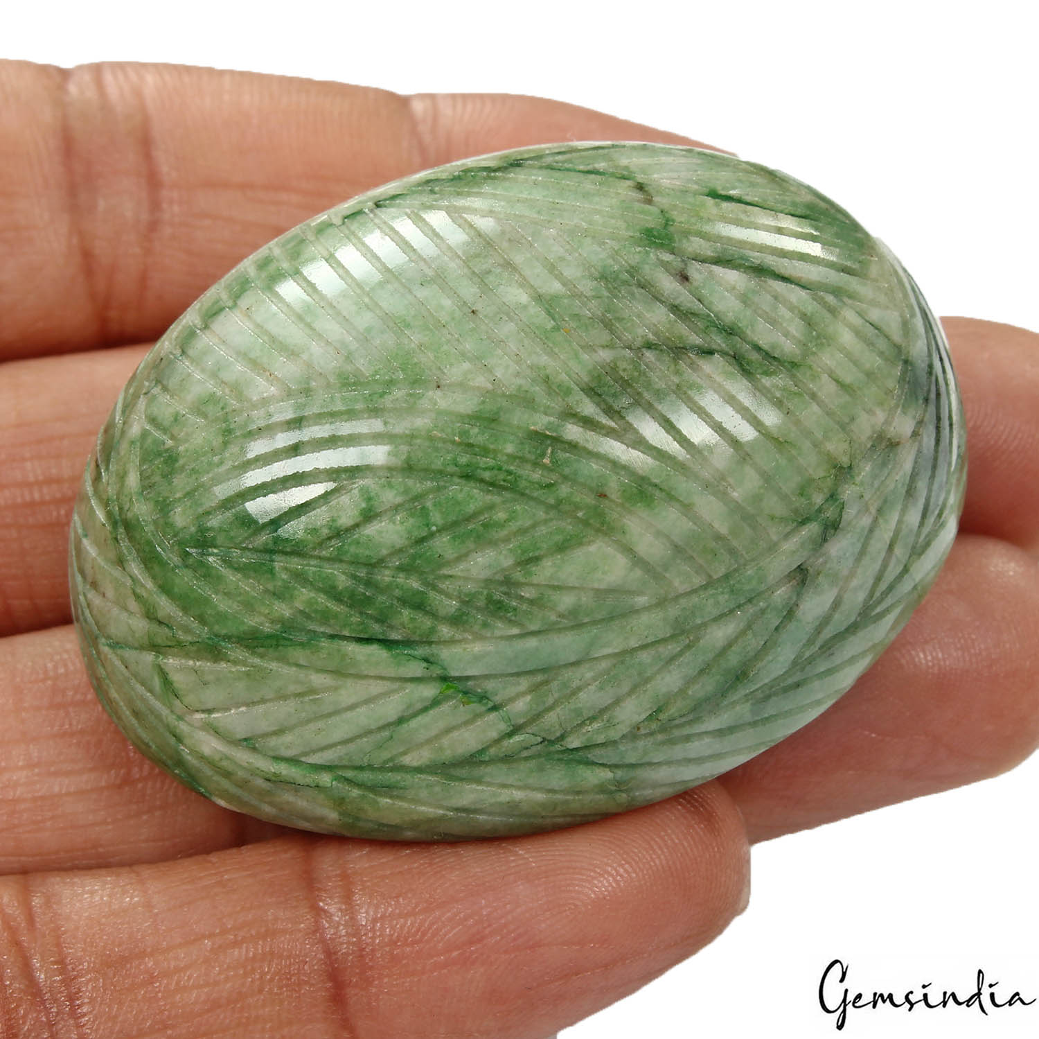 Emerald Carving, Green — 53 x 40 x 25mm, 380 Ct, Brazil