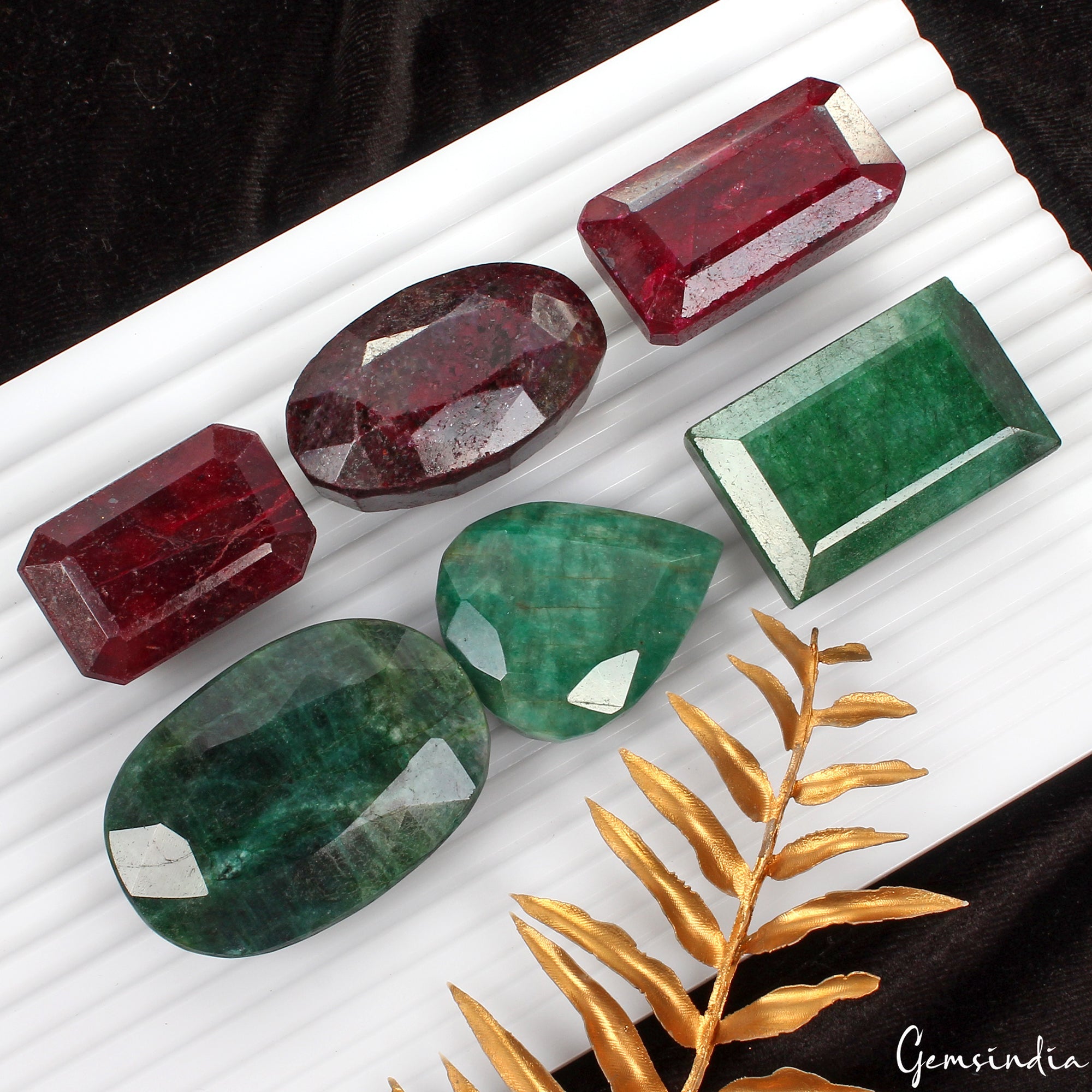 Natural Red Ruby & Green Emerald Mix Cut 38-55mm Pendant Size Loose Gems 1600 Ct
