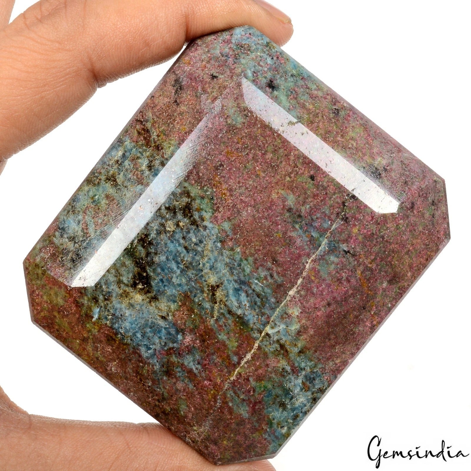 Ruby Kyanite Loose Gemstone — 75 x 66 x 38 mm, 2400 Ct (0.48 Kg), Madagascar