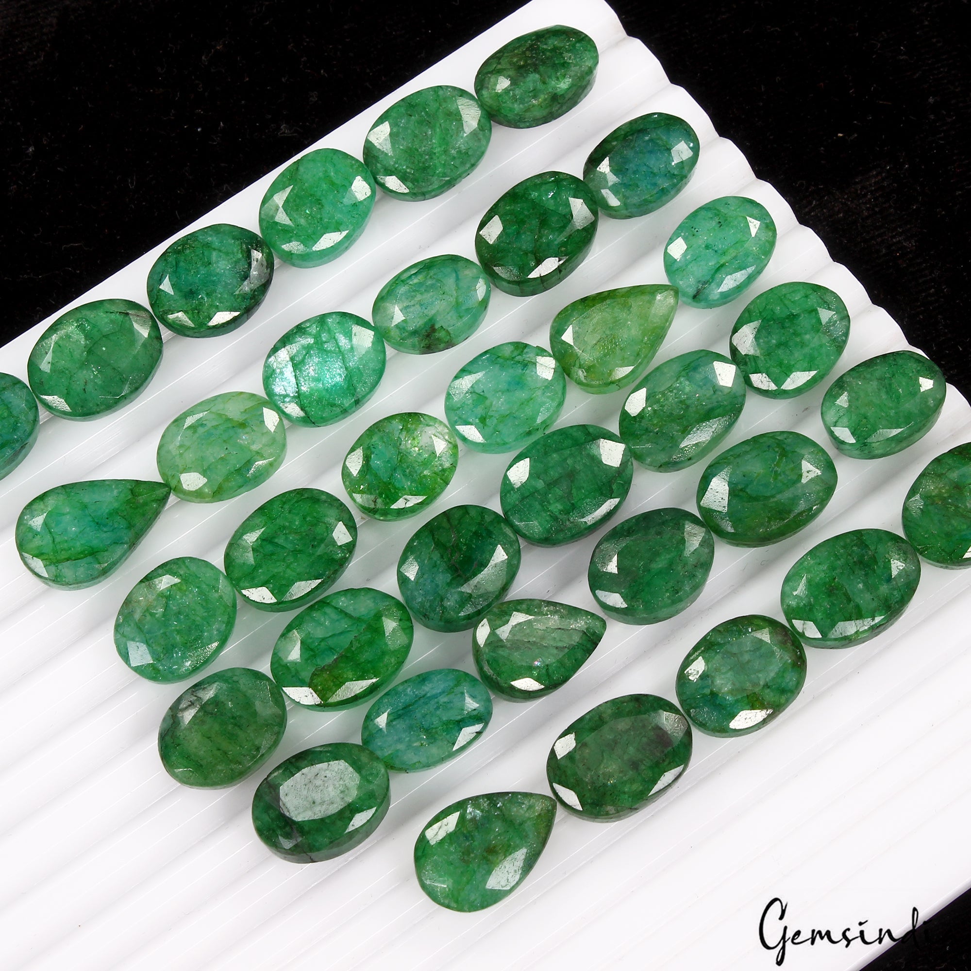 440 Ct/35 Pcs Natural Brazilian Green Emerald Mix Cut Loose Gems Lot For Jewelry