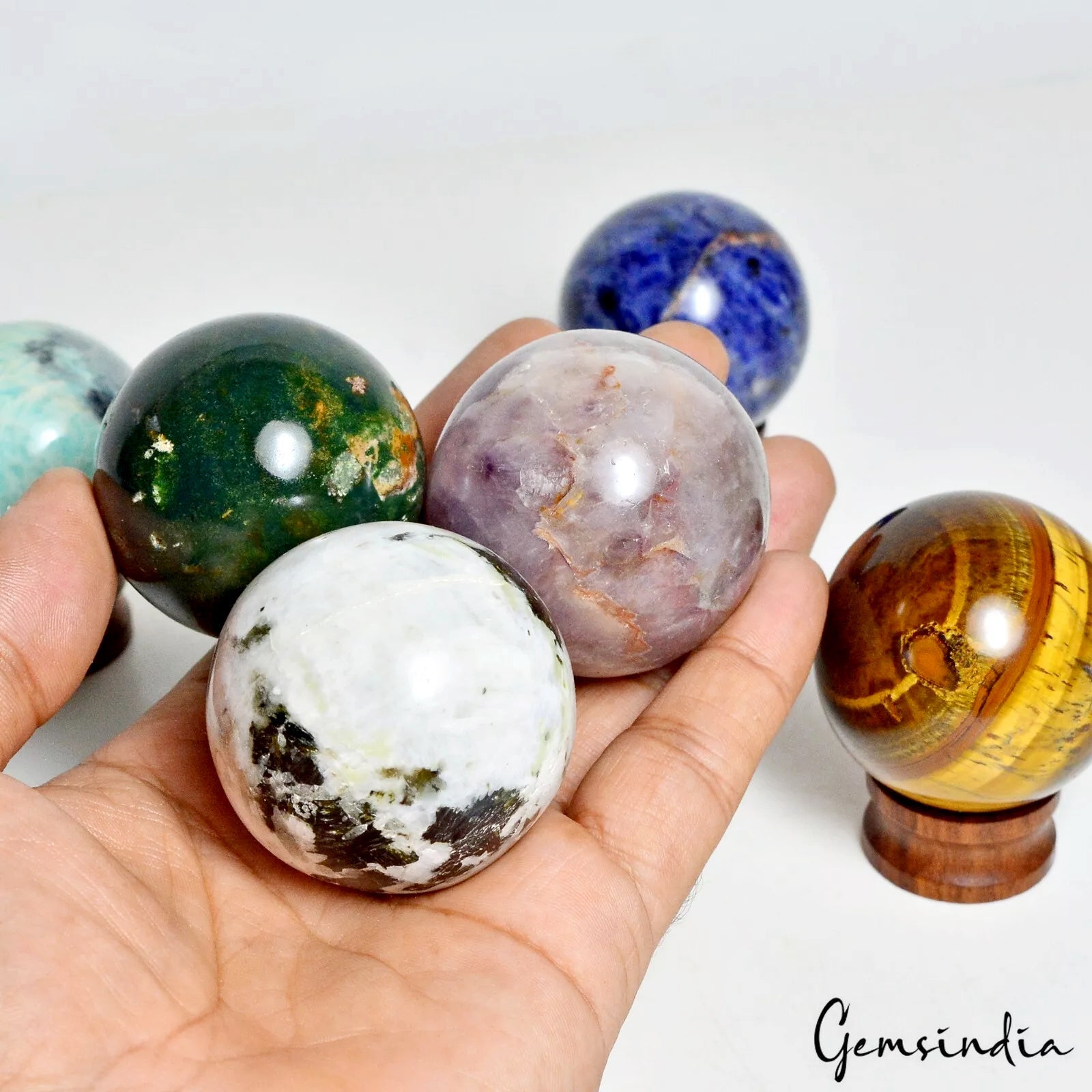 3300 Ct/6Pc Natural Multi Gemstones Crystal Healing Mineral Sphere Gemstones Lot