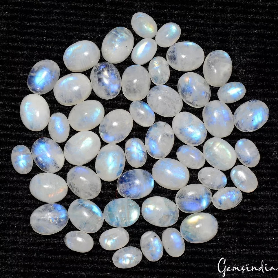 Moonstone Lot, Cabochon, Untreated, Blue — 50 Pieces, 6mm to 9mm, 88.60 Ct, Madagascar