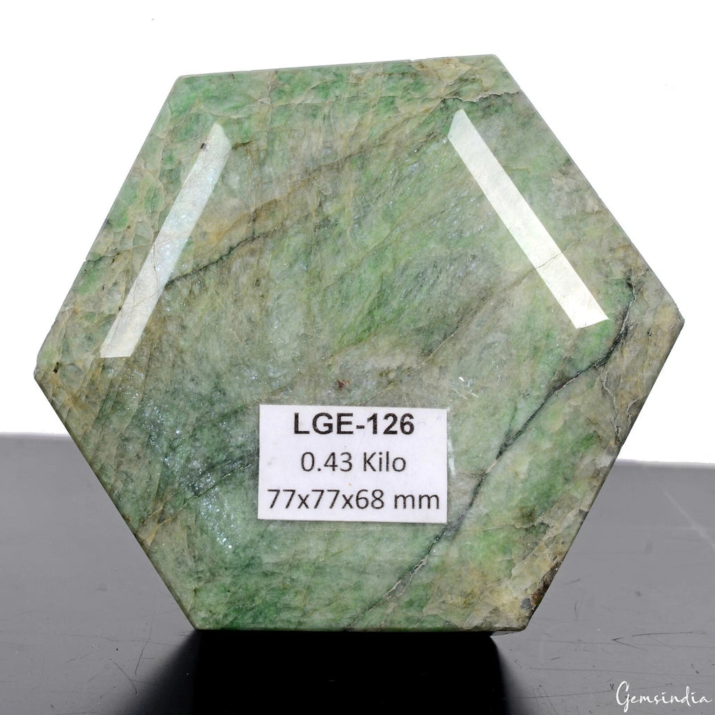 Emerald Loose Gemstone, Color Enhanced, Green — 77x77x68mm, 2150 Ct (0.43 Kg), Brazil