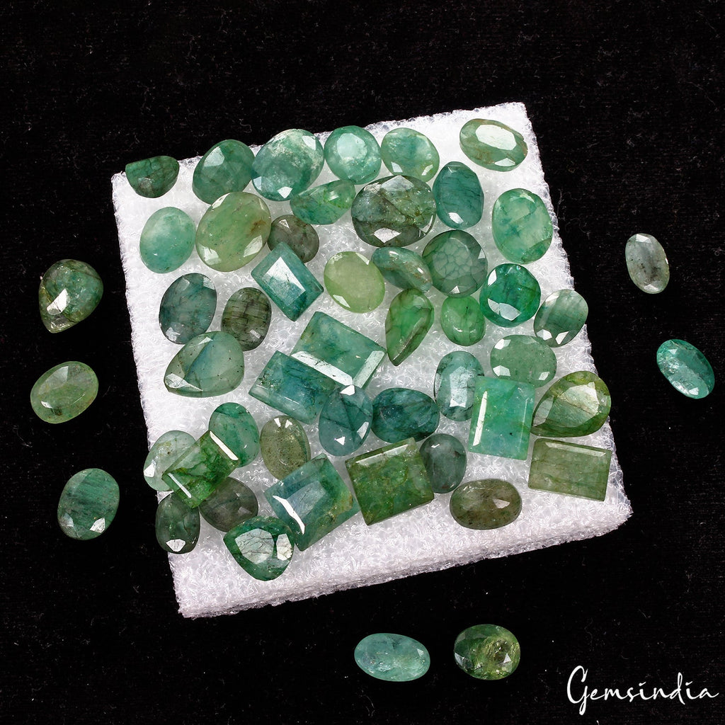 Certified 300 Ct/51 Pcs Natural Green Colombian Emerald Mix Cut Gems For Jewelry