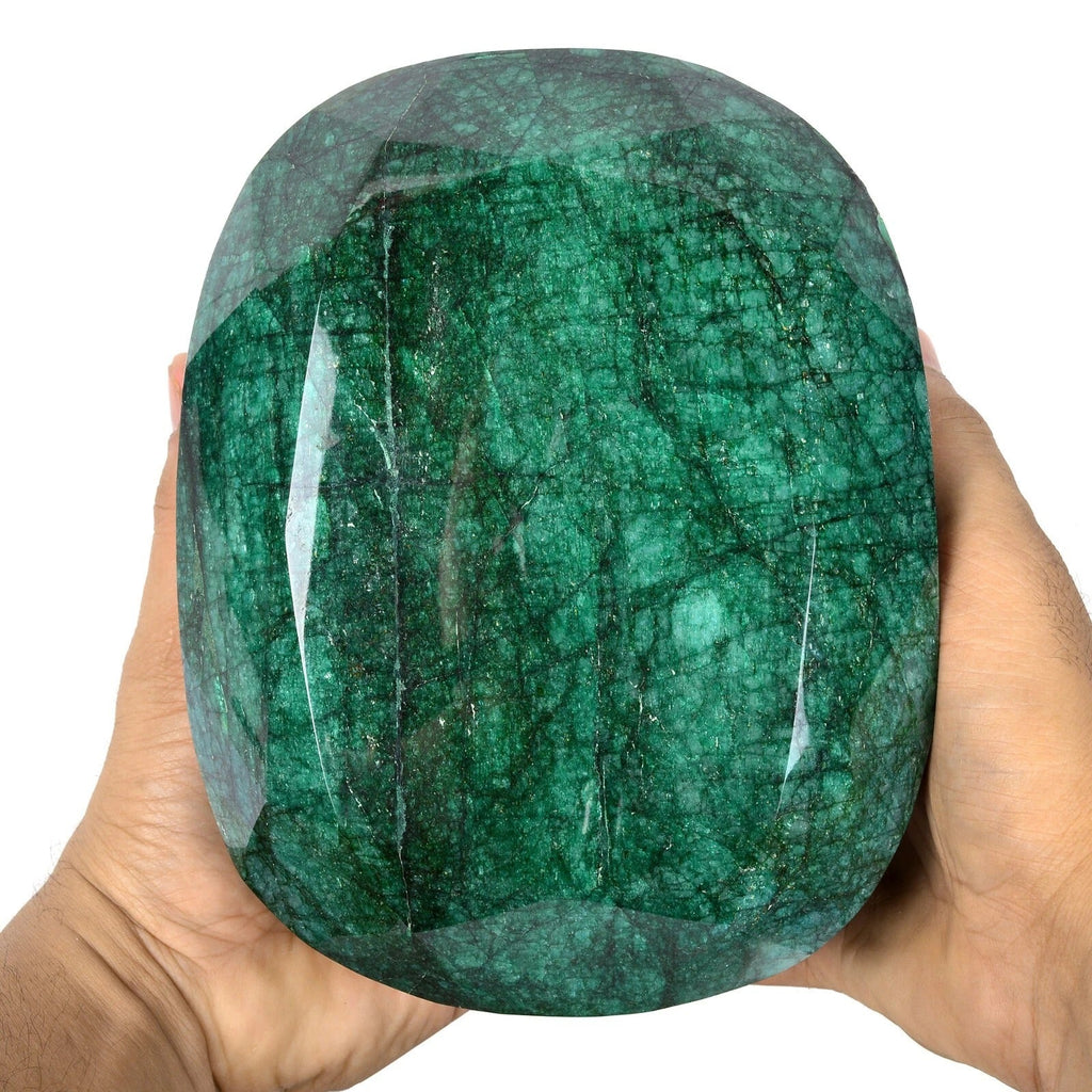 Large Natural Green Emerald 5.5 kilo Oval Cut Faceted Earth Mined Huge Gemstone