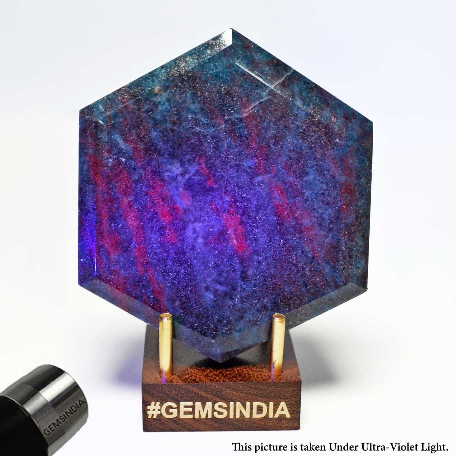 Ruby Kyanite Loose Gemstone, Untreated — 3.25x2.8x1.2 Inch, 1700 Ct (0.34 Kg), Madagascar