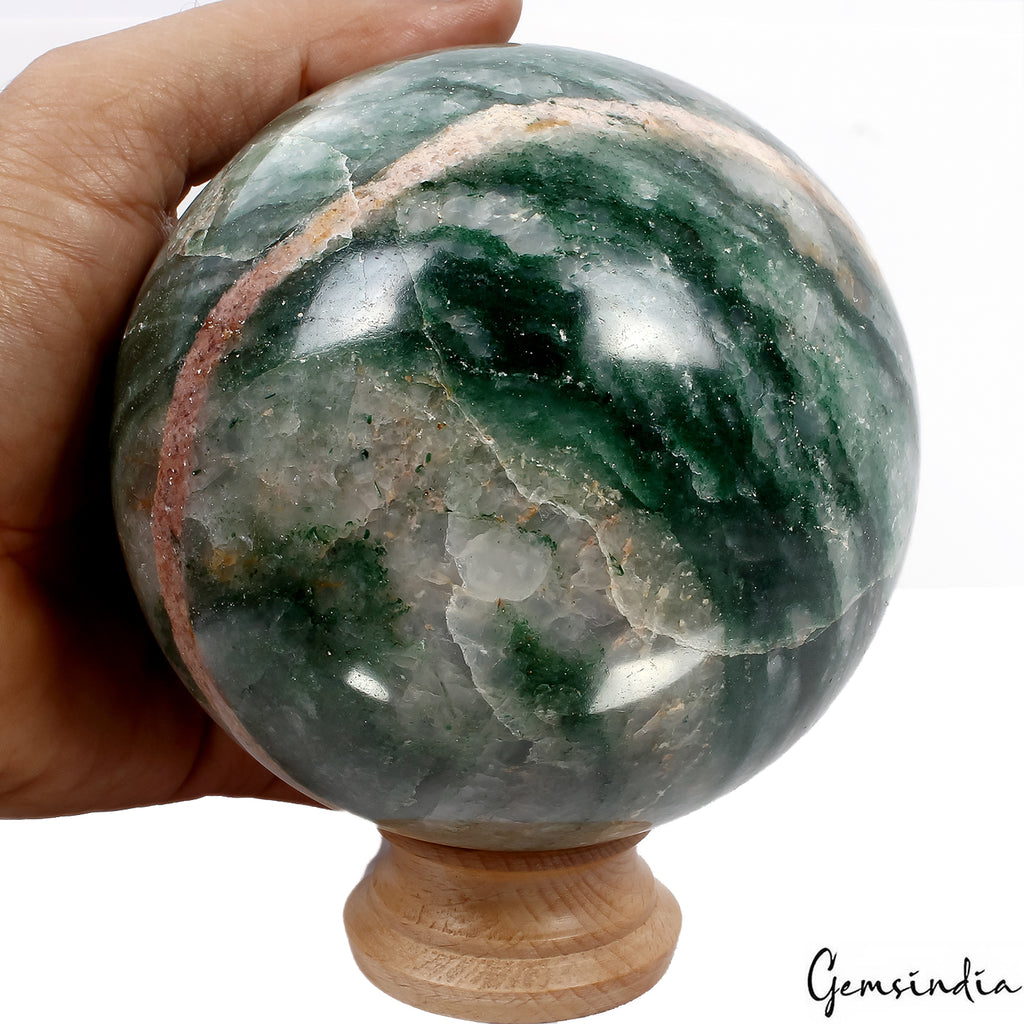 Aventurine Sphere, Green — 4.5 Inch in diameter, 1.95 Kg (9750 Ct), Madagascar
