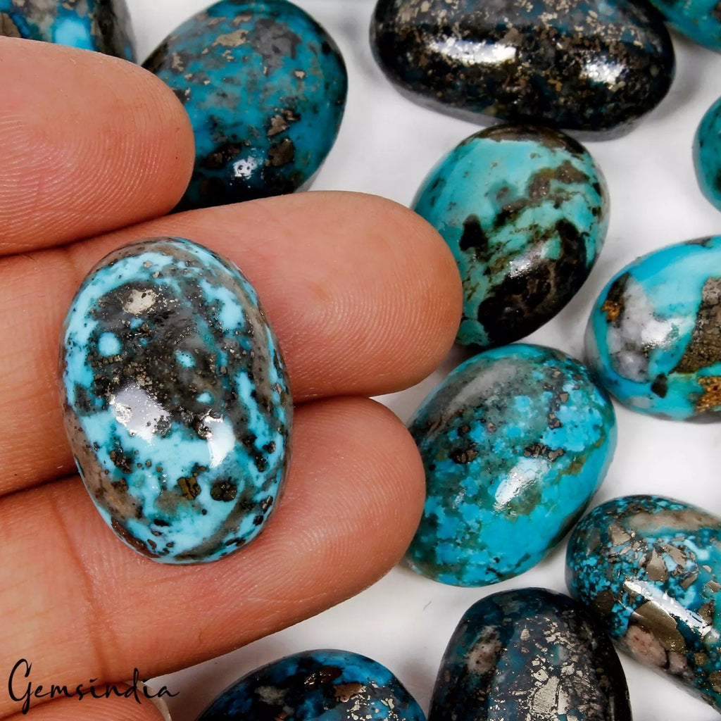 Turquoise Cabochon, Oval Cabochon, Untreated — 19 mm to 26mm, 500 Ct