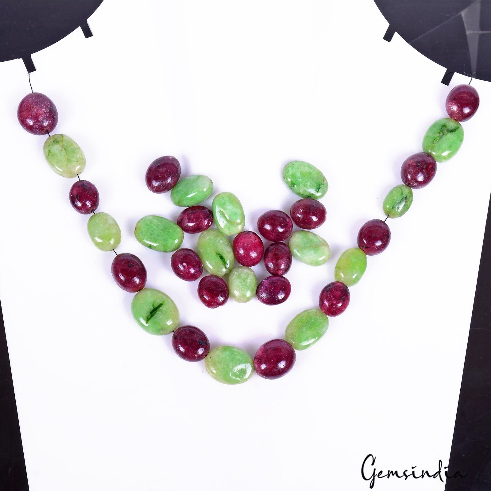 320 Ct/33Pcs Natural Red Ruby Green Emerald Oval Cab Drill Loose Bead Loose Gems