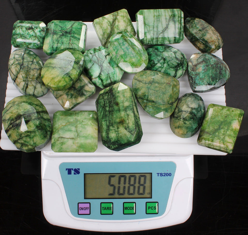 Emerald Lot, Loose Gemstone, Oval, Pear & Octagon Faceted, Color Enhanced — 18 Pieces, 33mm to 57mm, 5000 Ct, Brazil