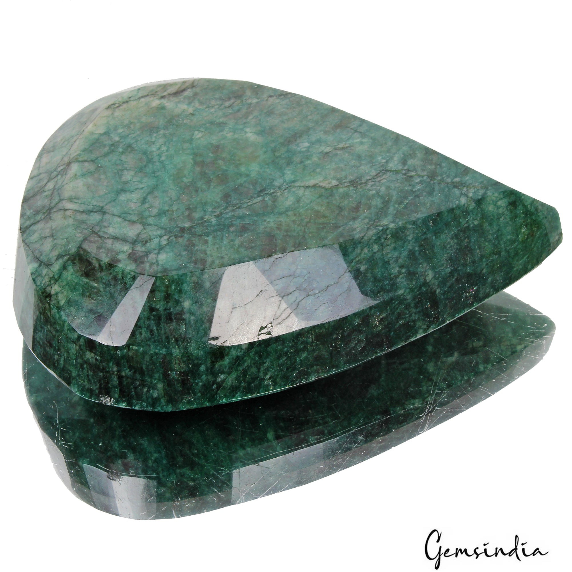 Emerald Loose Gemstone, Green — 120 x 103 x 32 mm, 2950 Ct, Brazil