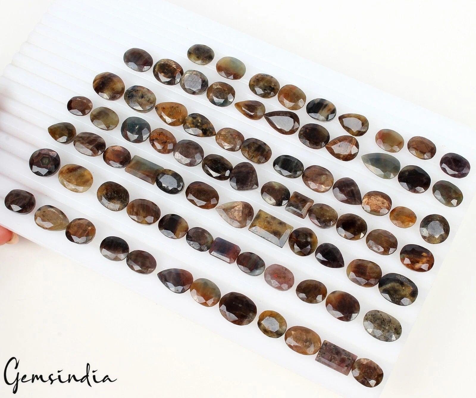 700 Cts/81 Pcs Natural Untreated Multi Color Sapphire Mixed Cut Gems For Jewelry