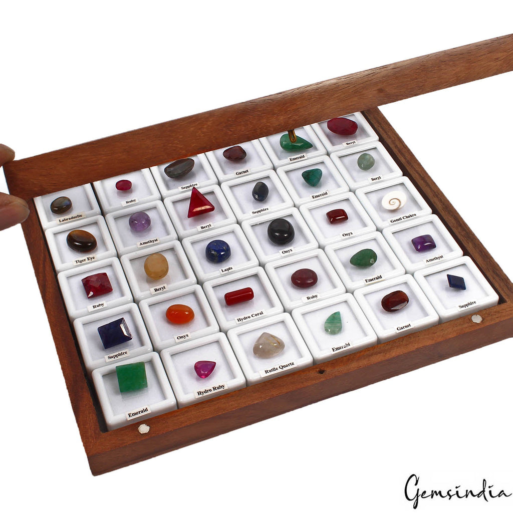 Estate Genuine Loose Multi Color 30 Pcs Gems Collection Lot in Handmade Wood Box