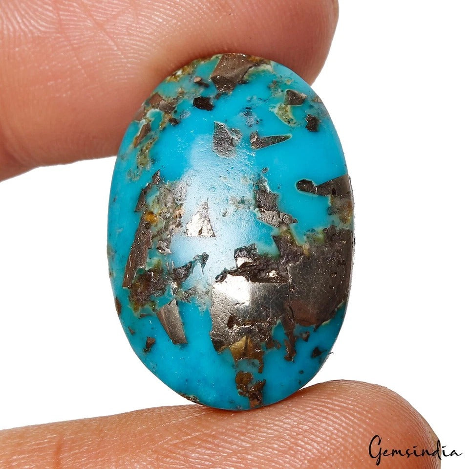 Turquoise Cabochon, Oval cabochon, Untreated — 27x18x8 mm, 33.80 Ct