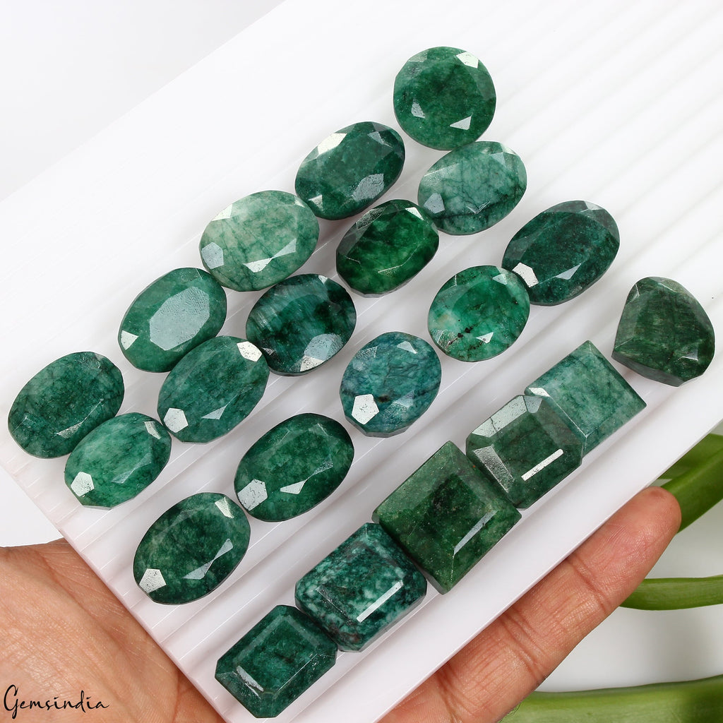 Natural 700 Ct Green Emerald Mix Cut 21-48mm Loose Earth mined Gemstone, Brazil