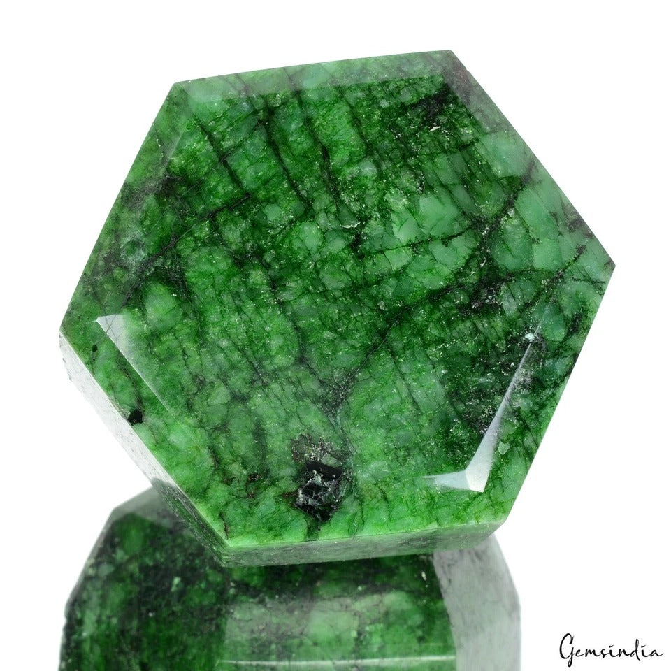 Emerald Loose Gemstone, Color Enhanced, Green — 90x73x46 mm, 4200 Ct (840 Kg), Brazil