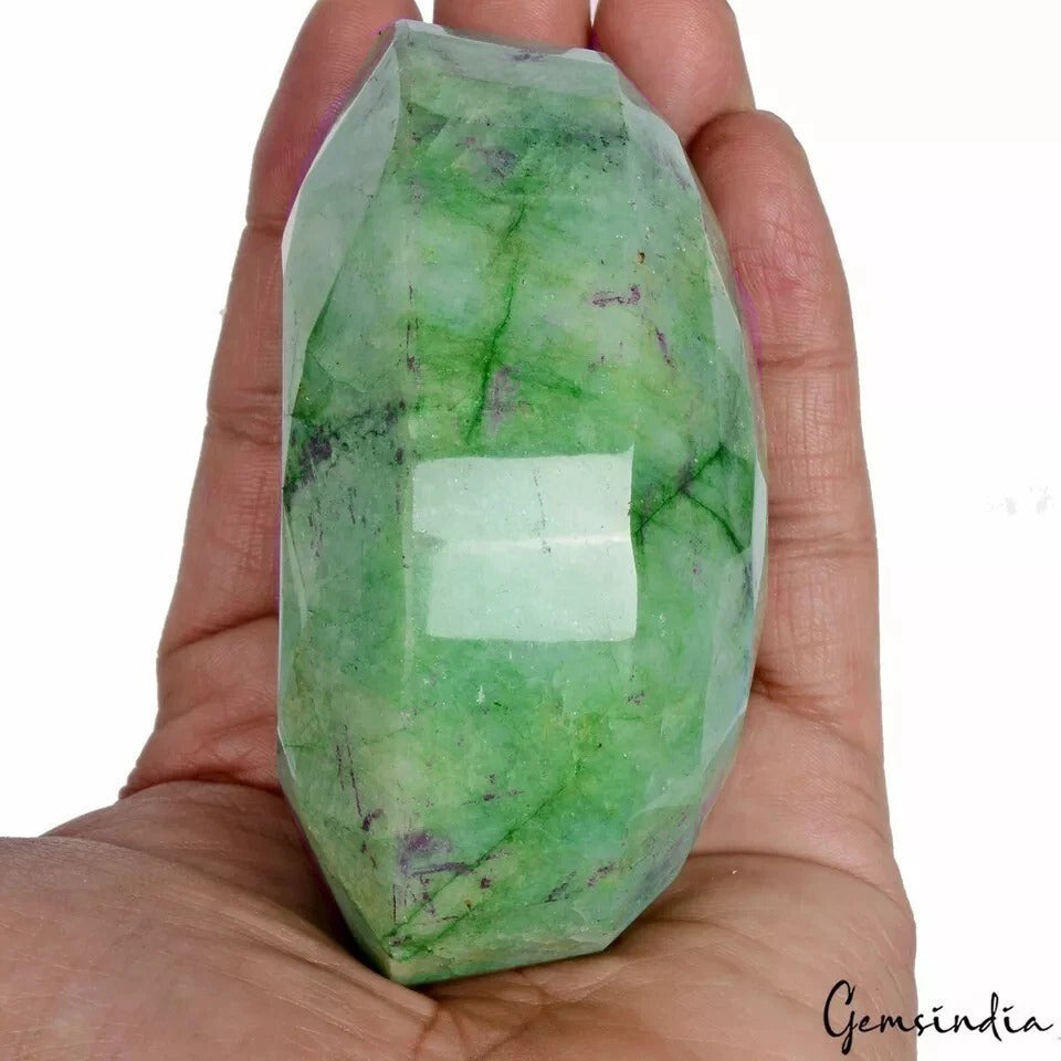 Brazilian Emerald Loose Gemstone, Color Enhanced, Green — 91x67x46 mm, 2220 Ct, Brazil