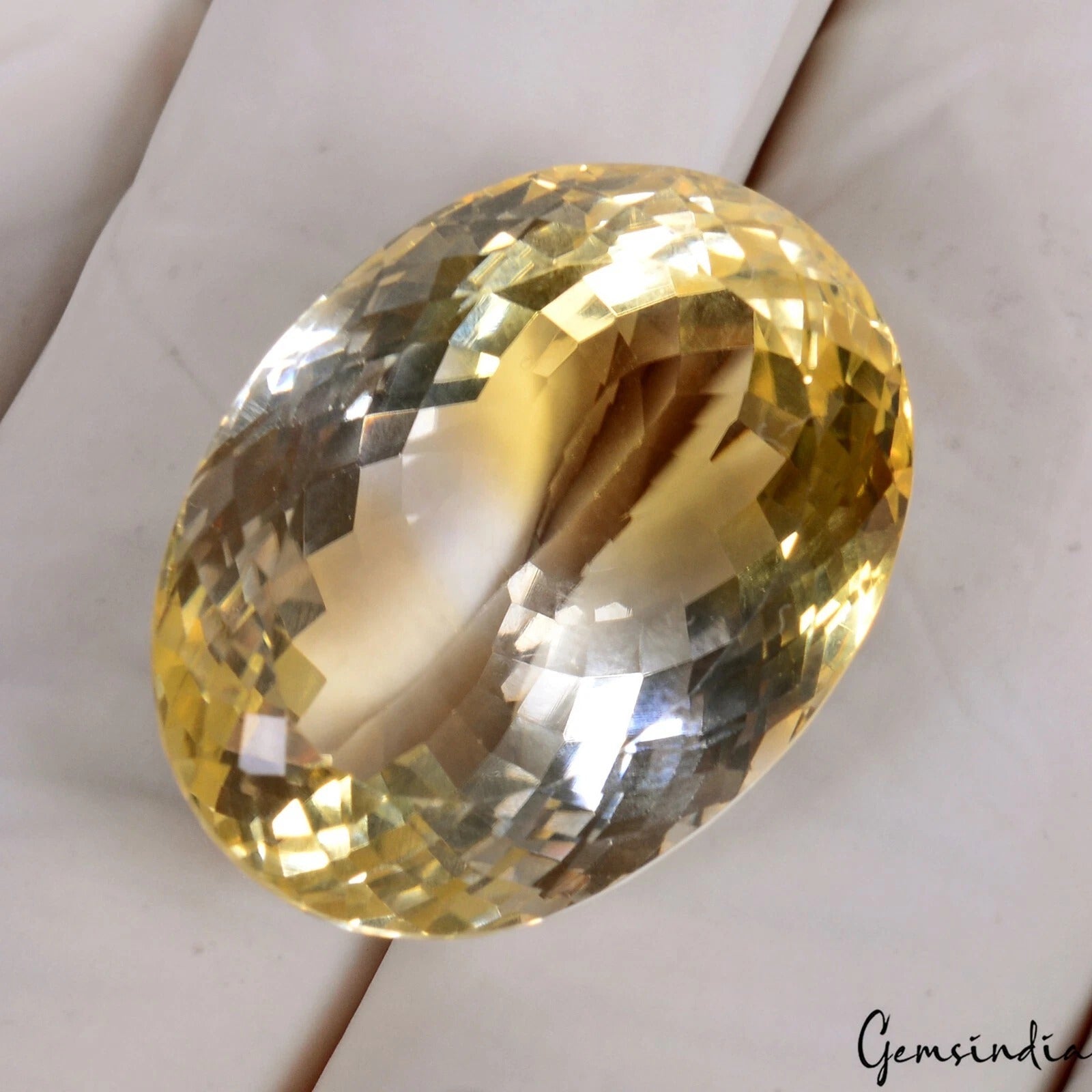 Citrine Loose Gemstone, Untreated, Yellow — 23x17x13 mm, 39.10 Ct, Brazil