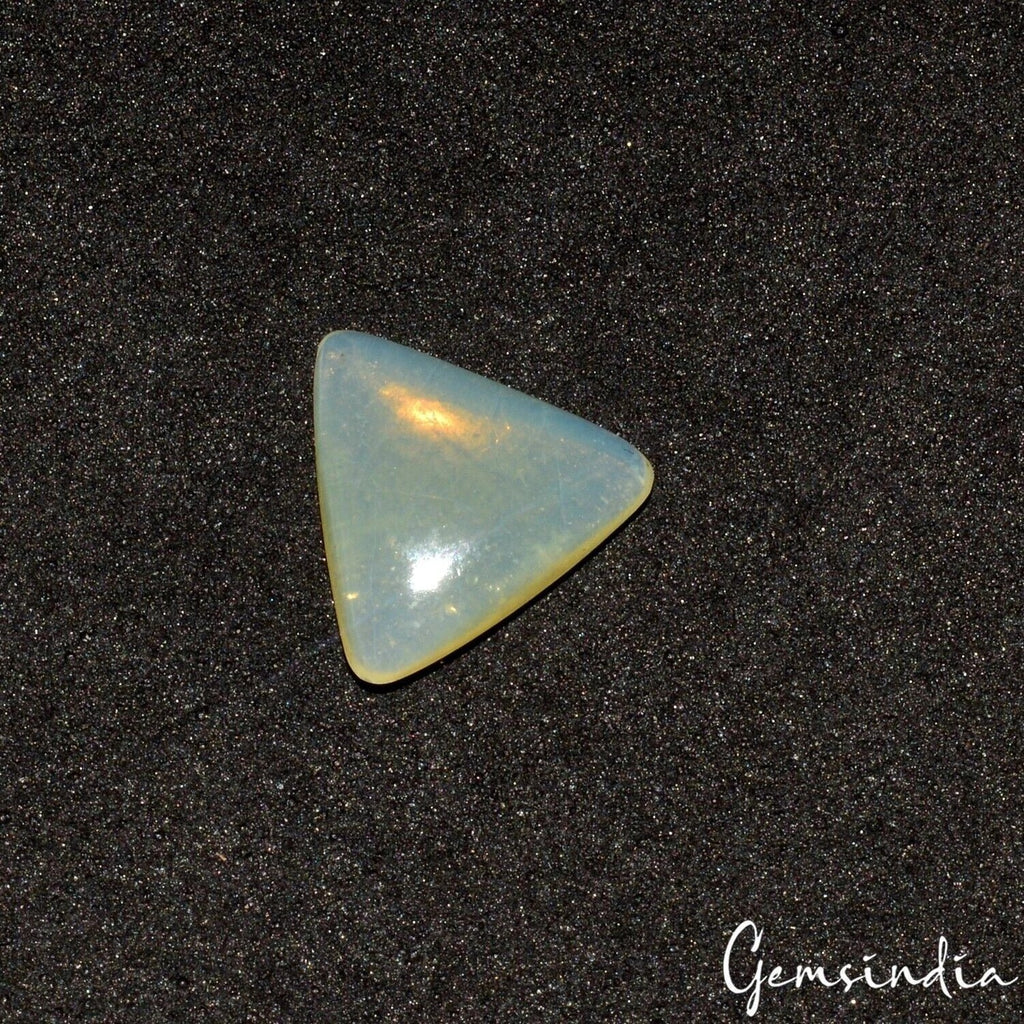 Fire Opal Cabochon, Untreated — 12x12x4 mm, 3.00 Ct, Australia