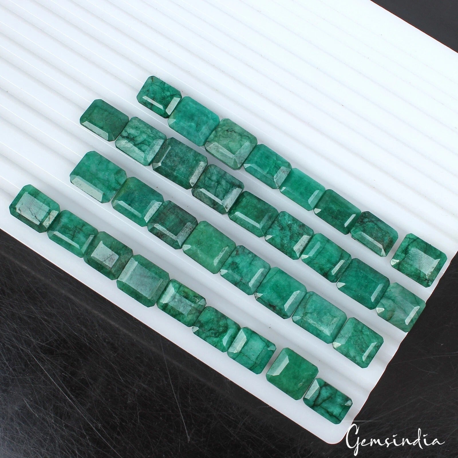 Emerald Lot, Loose Gemstone, Color Enhanced, Green — 34 Pieces, 13mm to 16mm, 270.00 Ct, Brazil