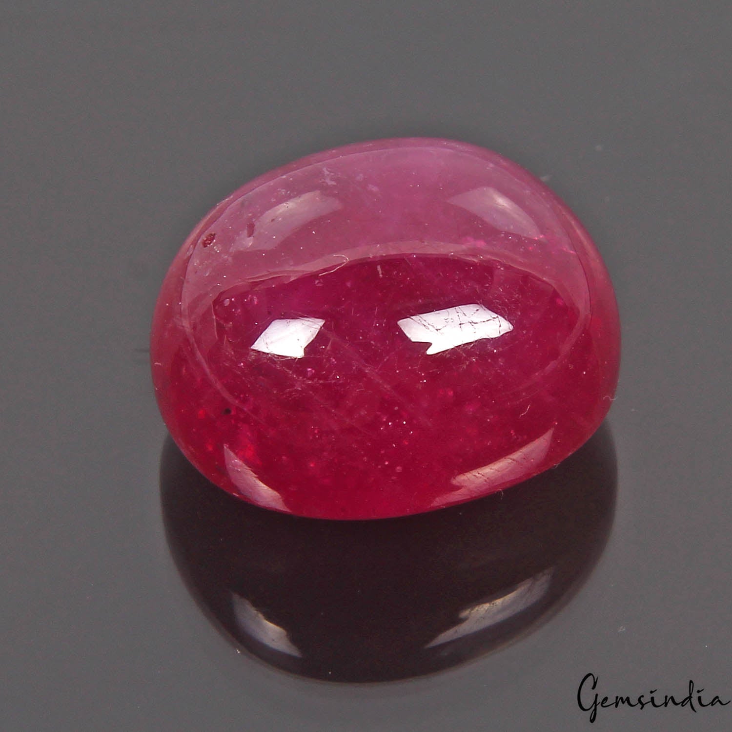 Ruby Cabochon, Heated, Red — 15x13x9 mm, 21.50 Ct, Mozambique