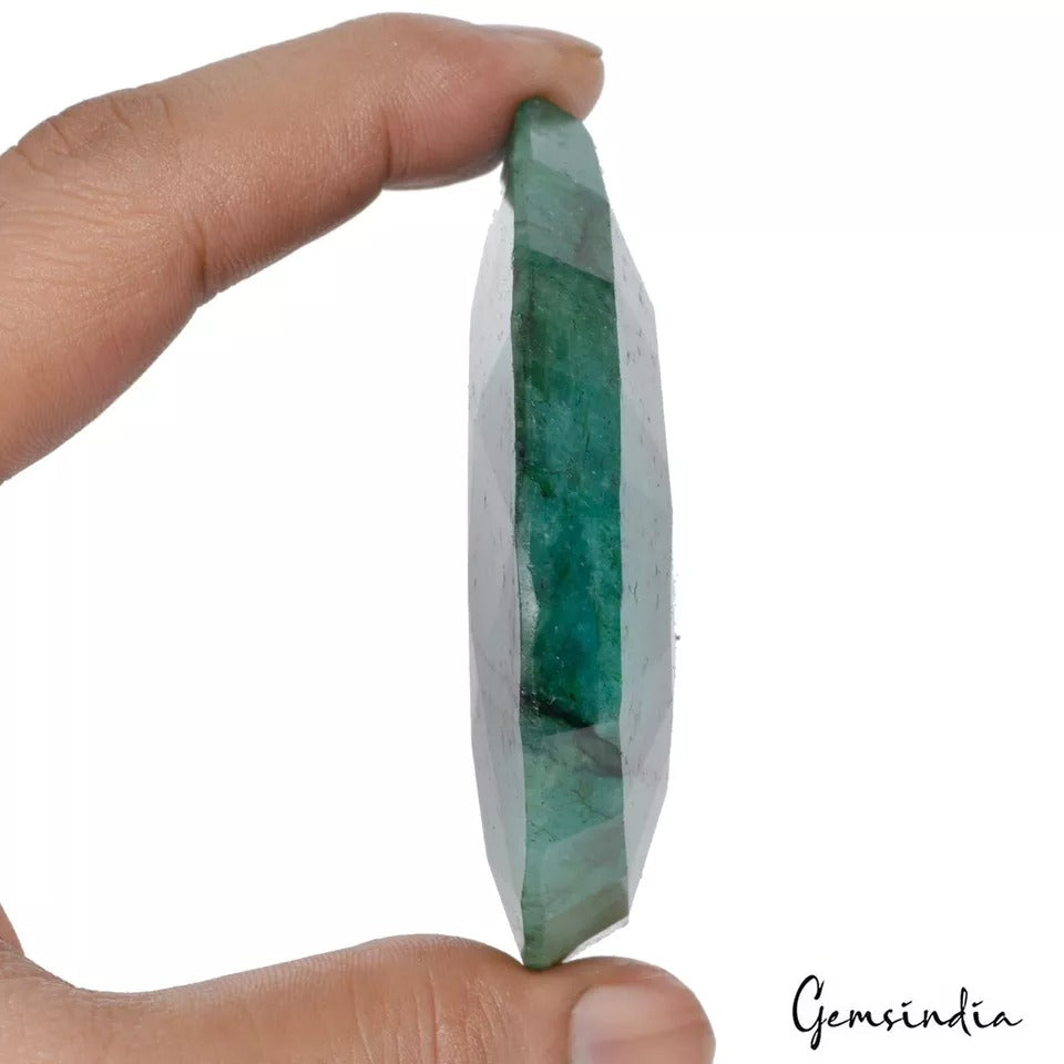 Emerald Loose Gemstone, Green — 76 x 91 x 18mm, 870 Ct, Brazil