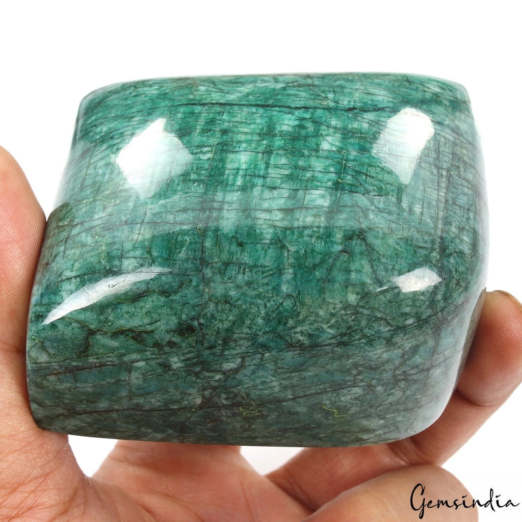 Emerald Cabochon, Color Enhanced, Green — 78 x 65 x 46 mm, 2620 Ct, Brazil