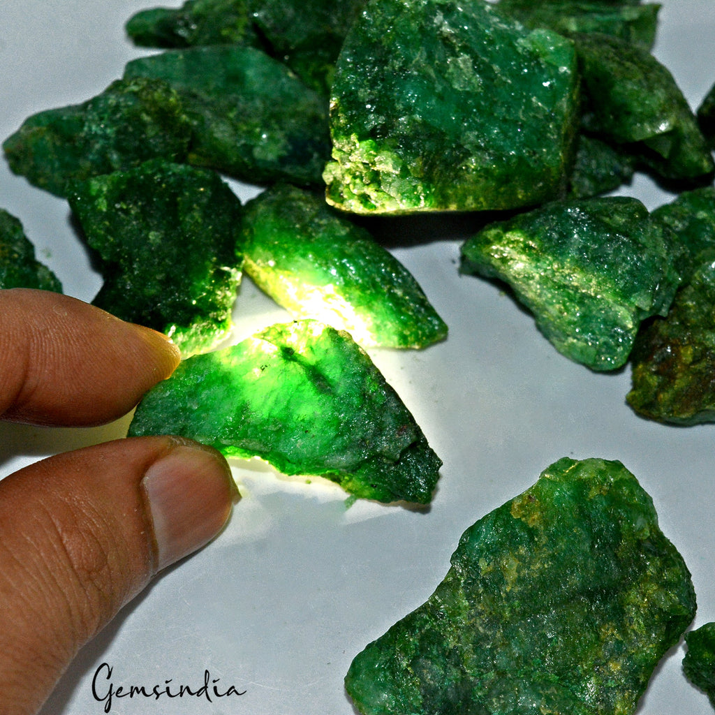 1260 Ct/22 Pcs Natural Brazilian Green Emerald Raw Rough Freeform Loose Gems Lot