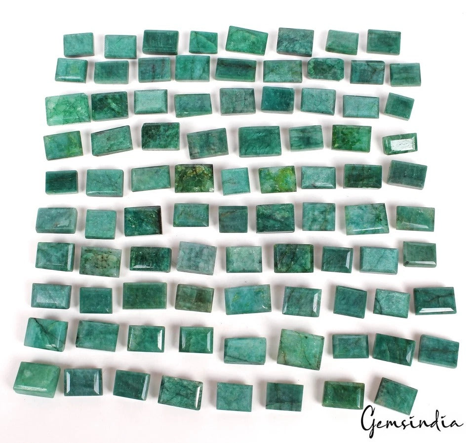 Emerald Lot, Loose Gemstone, Color Enhanced, Green — 87 Pieces, 11mm to 18mm, 1000 Ct, Brazil