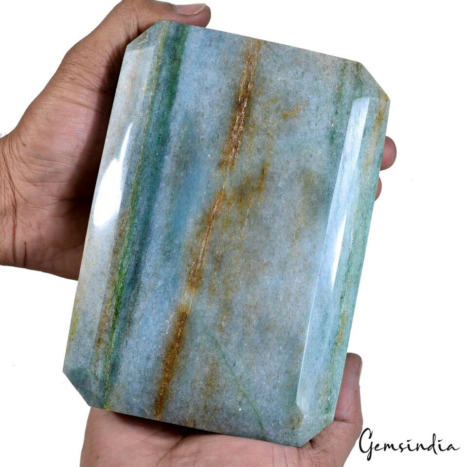 Aventurine Loose Gemstone, Octagon Cut, Untreated — 6 x4.25x2 inches, 9600 Ct (1.92 Kg), Madagascar