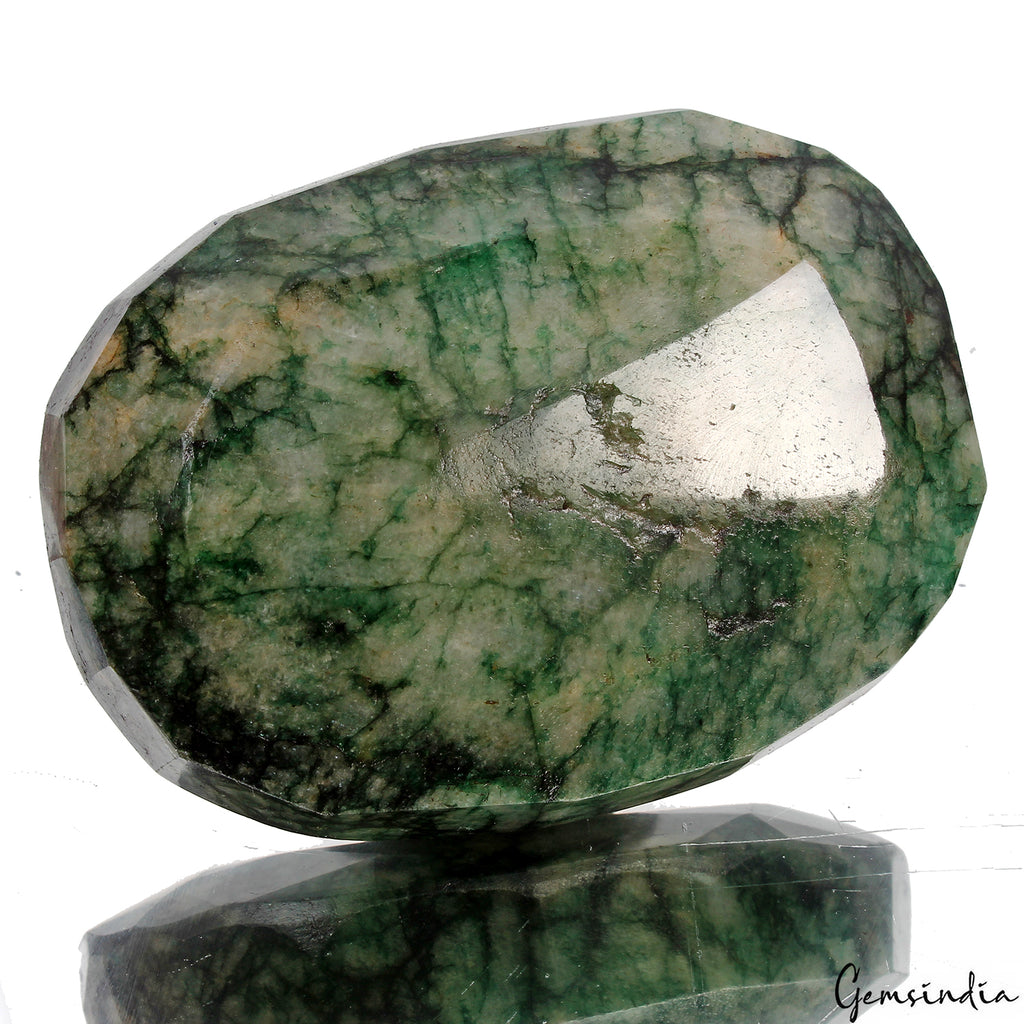 Brazilian Emerald Loose Gemstone, Color Enhanced, Green — 74 x 55 x 23 mm, 850 Ct, Brazil